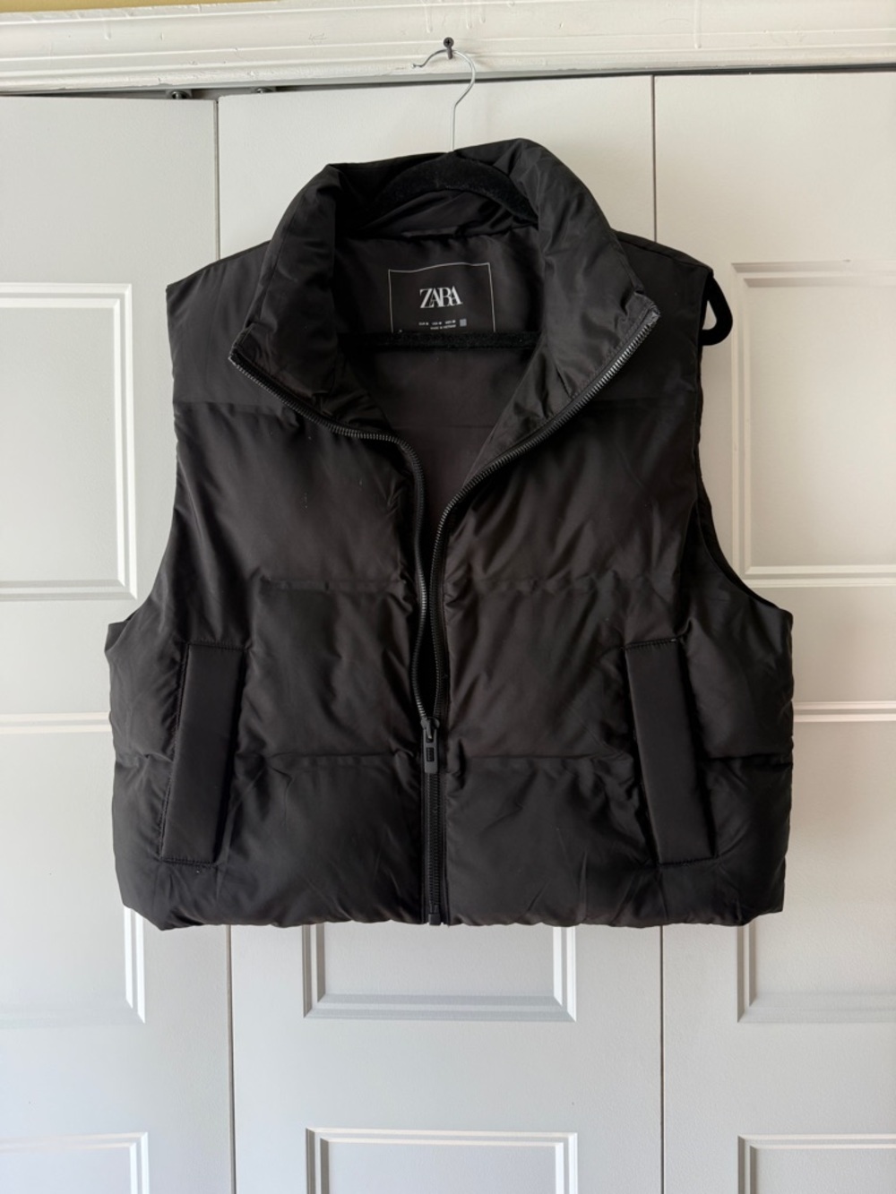 Zara Black Puffer Vest - SZ M - Picture 4 of 12